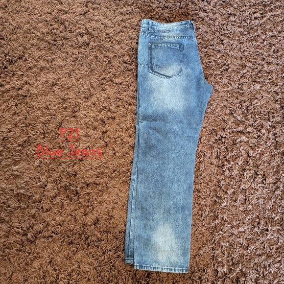 Parish Nation Blue Jeans W42 Distressed with Tears - Picture 4 of 4